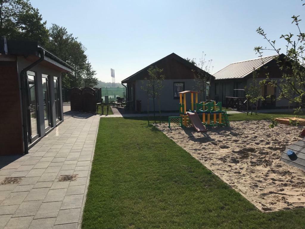 Domki Wśród Jabłoni Gąski Exterior foto